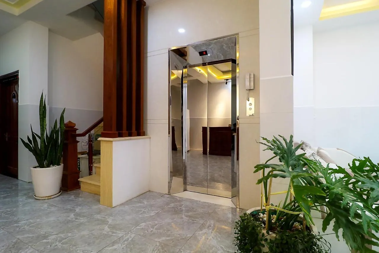Reddoorz Luxury Hotel Vuon Lai Ho Chi Minh City Vietnam